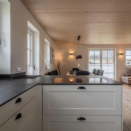Holiday home Doppelhaushaelfte Strandgut 4 Sylt